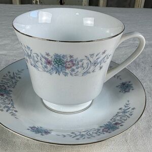 Elegant Vintage Floral Teacup and Saucer Set